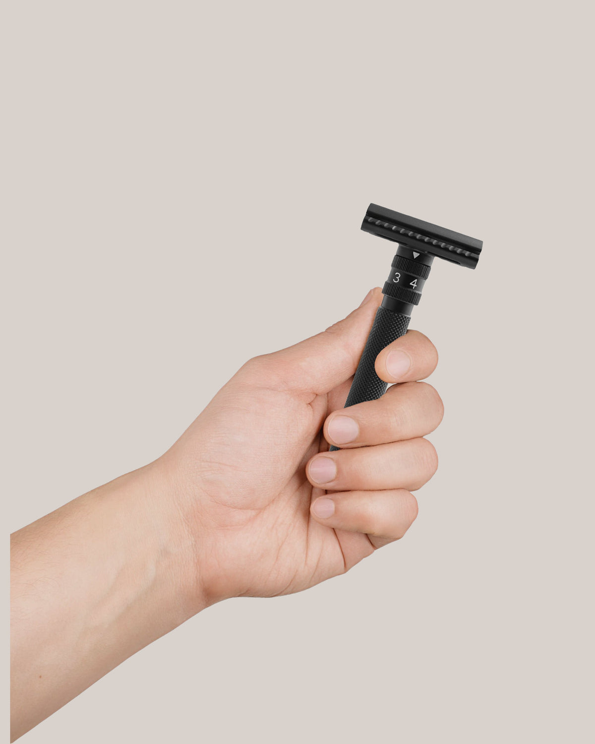 SETPOINT Black Aluminum - in hand